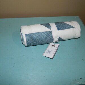 Pottery Barn Cooper Table Throw 50" x 50" (Y-23)